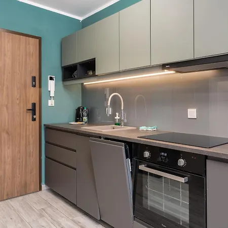Park Bialopradnicki Modern Studio Apartman *